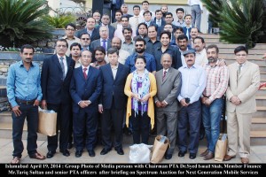 Group Photo after press briefing