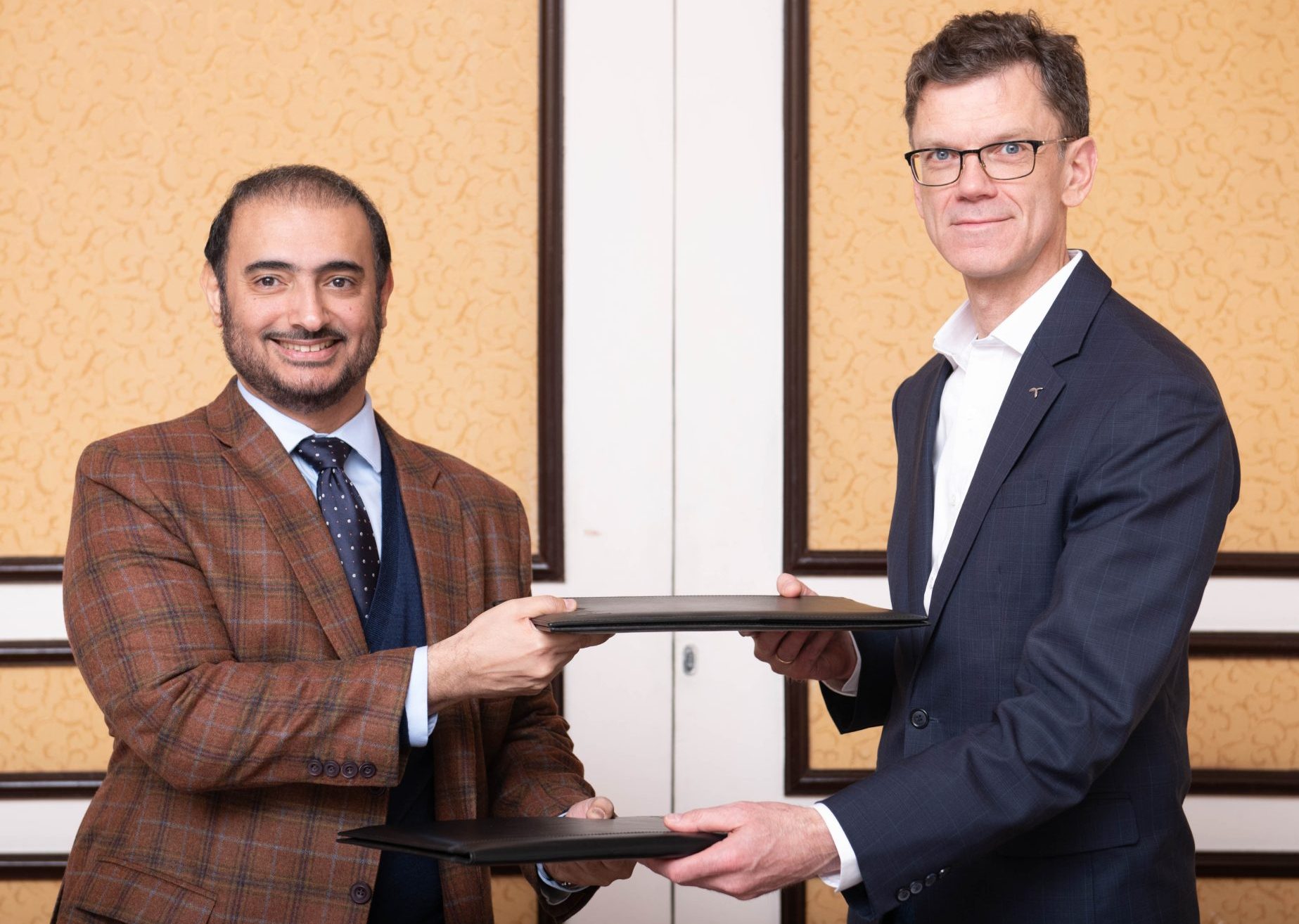 Ptcl Acquires 100 Stake In Telenor Pakistan Teleco Alert